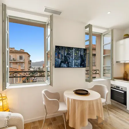 Deux Sur Meme Pallier, Confort Et Intimite Apartament *